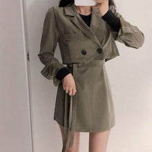 Load image into Gallery viewer, Thin selection] Fashion suit two-piece suit female 2019 summer new Korean version of the plaid thin coat + pants suit