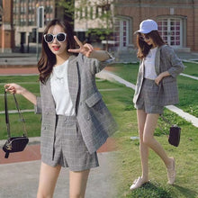 Load image into Gallery viewer, Thin selection] Fashion suit two-piece suit female 2019 summer new Korean version of the plaid thin coat + pants suit
